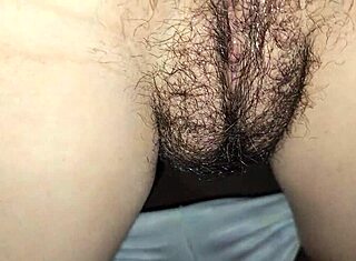 толкова лесно е да съблека заварена сестра гола!