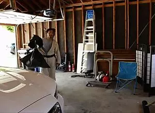 mexican exterminator fucks milf eva karera with huge tit