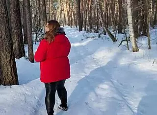 Chubby hottie in leather leggings sucked cock in snowy woods! What a huge juicy ass for hard banging!