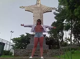 Brazilian Milf's Exhibitionist Sex in Tourist Spot