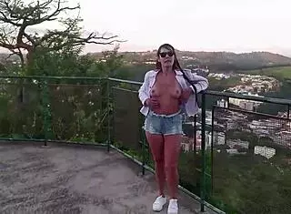 Brazilian Milf's Exhibitionist Sex in Tourist Spot