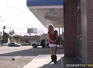 I’m obsessed with busty Haley Cummings sucking random huge black cock at gloryhole. It’s wild!