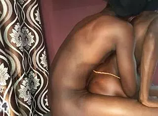 Petite Ebony Amateur Explores Different Sex Styles with Creampie