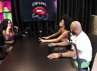 safada shows tits after talking about gangbang positions and dp with tifany rocha in sheer red