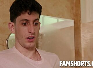 Madrastra Gigi Dior cuida la polla grande de Nick Strokes