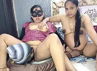 cheerful devrani-jethani threesome after pussy licking