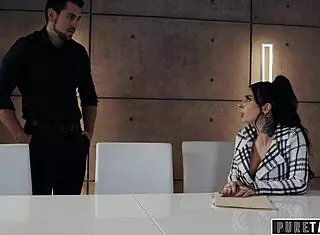 Dante Colle makes bosses squirt.