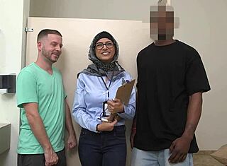 Errei O Handjob Com Mia Khalifa E Tony Rubino Em Gag Engraçados