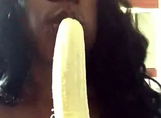 Ebony Black Mama Deepthroats Banana With Gagging And Choking!
