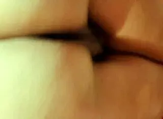 queen stripper challenges with zoomed-up outdoor big ass action