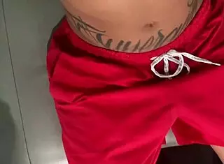 Argentina puta paga o uber com sexo e boquete, latina with natural tits.