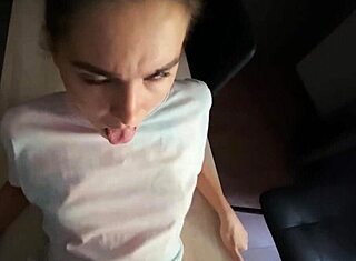 Waarheid of durven spel met vriend wordt hete tafelseks en creampie