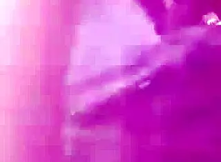 Bela India causes madness on Abricó beach