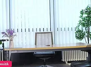 she got naked in front of french teacher