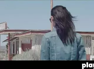 alexandra tyler, expose those boobs outdoors?