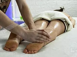 foot fetish 100 foot and pussy oil massage by xsanyany