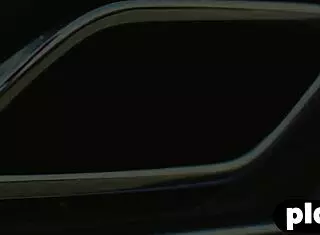 alexandra tyler, expose those boobs outdoors?