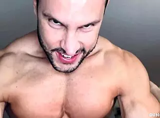 threesome with latina muscular amanda and yenifer