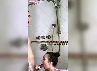 Petite Babe Freaky Doggystyle