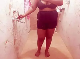 Bhutan Milf Showing Boobs In Webcam Sex Session