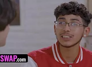 Step-Sisters Desperate For Cumicon Cosplay And Fucking