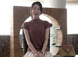 Documentario moglie prima volta con Mikiu Takei che succhia e crema in affaire giapponese