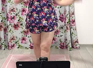 Juicy PAWG shakes in panties, showing chubby MILF figure on webcam.