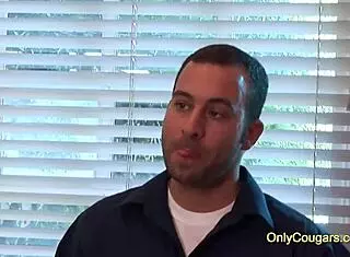 Milf nikki sexx gets fucked on the kitchen floor