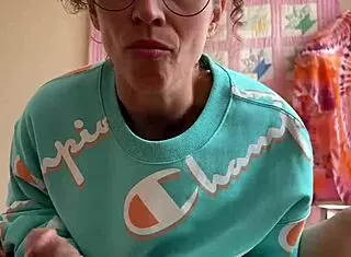 Stepmom’s Ex Fires Her From Crystal Shop Chaos!