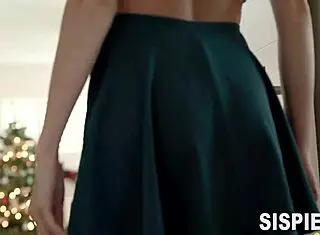 Step Sis Jewelz Blu Gets Naughty For Christmas 🎄