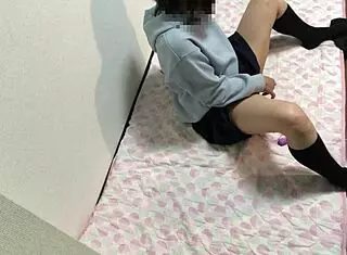 this japanese amateur learns masturbation and cums hard for the first time