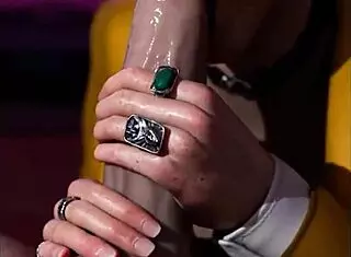 Cyberpunk hentai with panam judy and aurore threesome