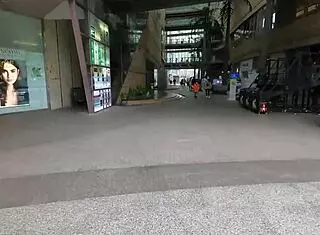 Surprising Nina with special Valentines Day gift at home