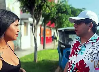 Roxy Hot Pays Mototaxista With Shaved Pussy And Ass Fucking In Market Trip.