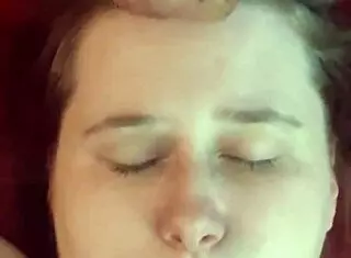 Amateur Receives Cum On Face