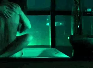 I need the name of that teen model actress