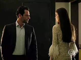 I need the name of that teen model actress