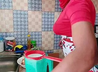 I'm watchin Nigerian gay sexy porn in Igbo oga yoruba