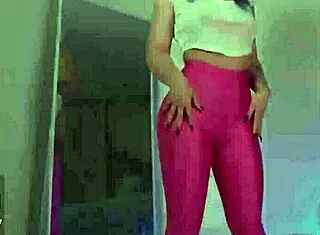 yo, stretching my ass with this dildo is legit fitness