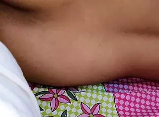 Indian Outdoor Sex In Car: Girlfriend's Pussy And Anal Fucking!