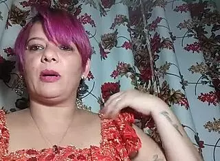 i tell incredible erotic stories with lola