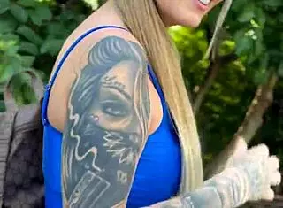 Blonde amateur shows natural tits and pussy in public market, gets blowjob and muff diving in stockroom