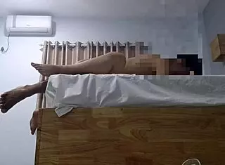 Rough missionärsbanging med asiatisk amatör