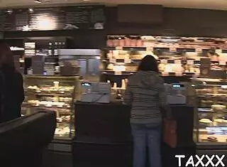 teen amateur getting nude for reality interview