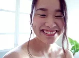 Fumika, show us your active dance moves!