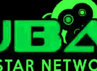 Blonde Hottie Plays With Sex Toy