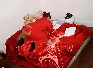 Kamora Rose Masturbates Pussy While Working From Home