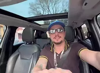 Young Guy Gives His Ass to Black Uber Driver in Brazil!