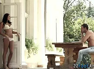 Fetish babe says, Pound my feet hard for cumshot.