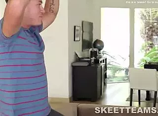 Cheating boyfriend gets insulted by his girlfriend